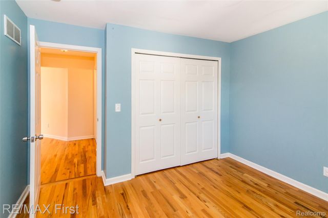 1320 Hartrick Avenue, Royal Oak, MI 48067