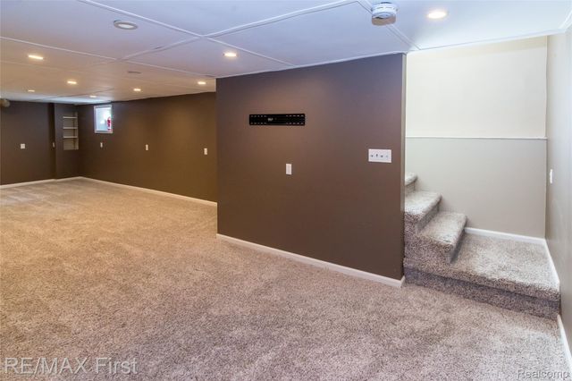 1320 Hartrick Avenue, Royal Oak, MI 48067