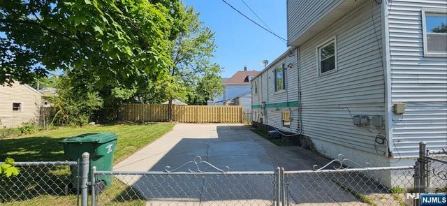 237-239 Smith Street, Newark, NJ 07106