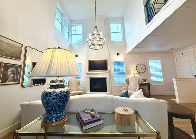 6743 W LAKE AVE, South Jordan, UT 84009