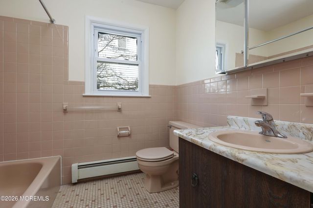 49 Eton Road, Toms River, NJ 08757