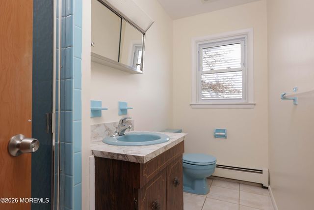 49 Eton Road, Toms River, NJ 08757