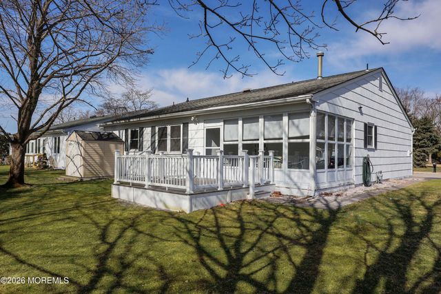 49 Eton Road, Toms River, NJ 08757