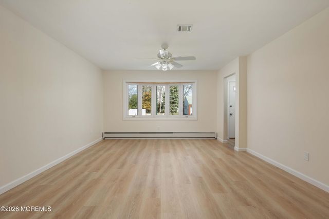 49 Eton Road, Toms River, NJ 08757