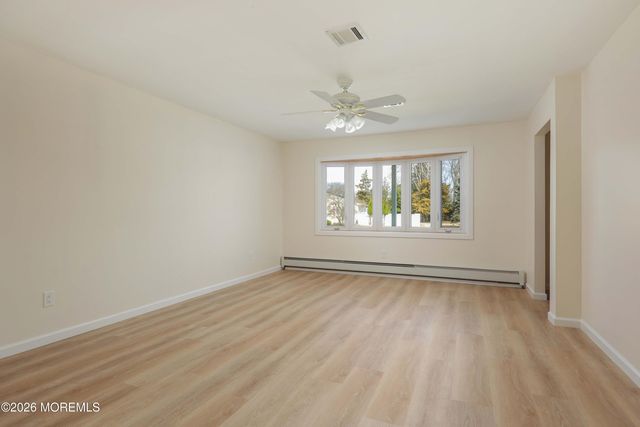 49 Eton Road, Toms River, NJ 08757