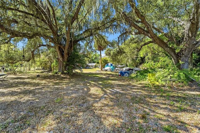 4051 Buckingham RD, Fort Myers, FL 33905