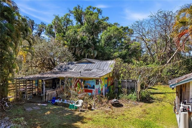 4051 Buckingham RD, Fort Myers, FL 33905