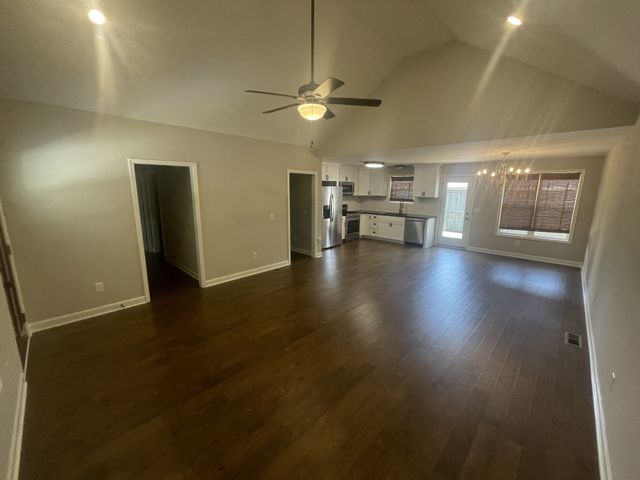 804 Boles St, Gallatin, TN 37066