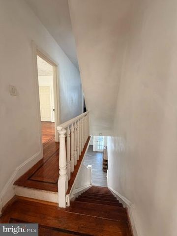 2073 E TIOGA ST, Philadelphia, PA 19134