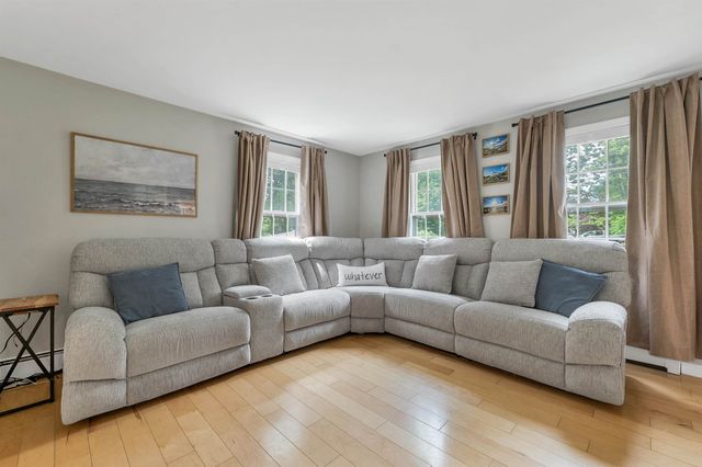 3 Francoeur Drive, Somersworth, NH 03878