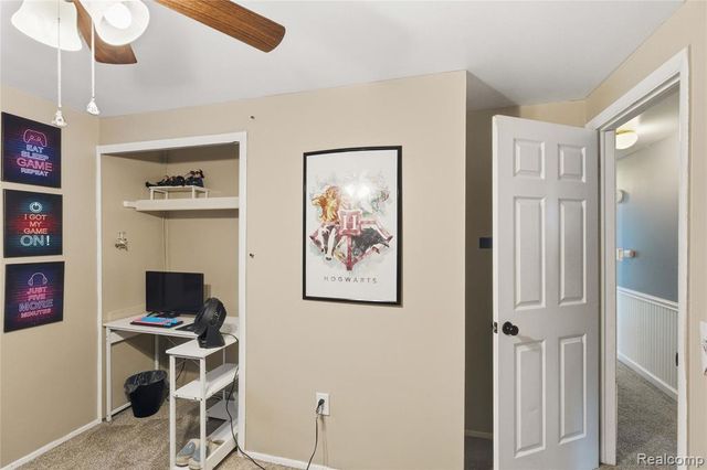 36698 Rolf Street, Westland, MI 48186