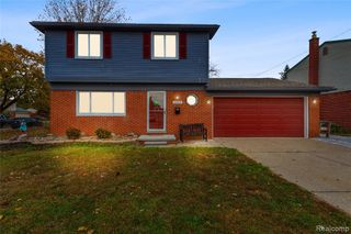36698 Rolf Street, Westland, MI 48186