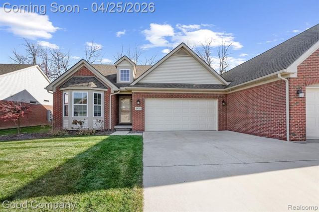 1938 Genoa Circle 13, Genoa Twp, MI 48843