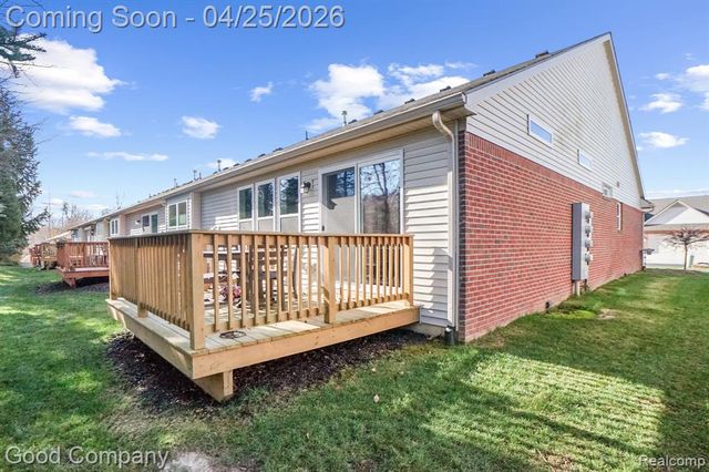 1938 Genoa Circle 13, Genoa Twp, MI 48843