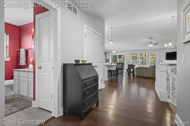 1938 Genoa Circle 13, Genoa Twp, MI 48843