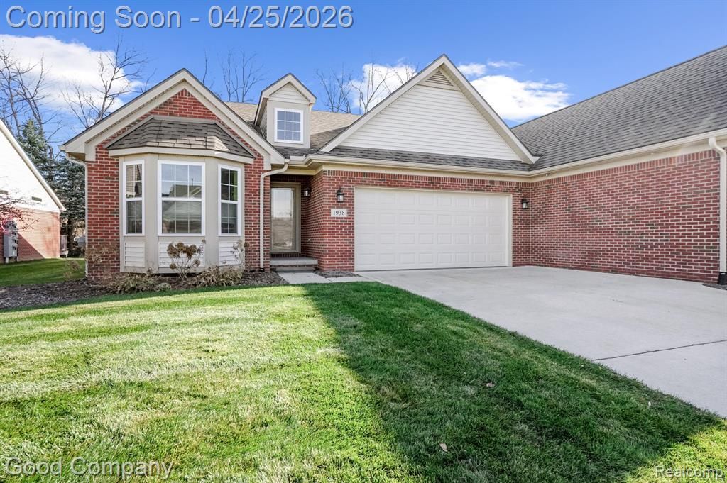 1938 Genoa Circle 13, Genoa Twp, MI 48843
