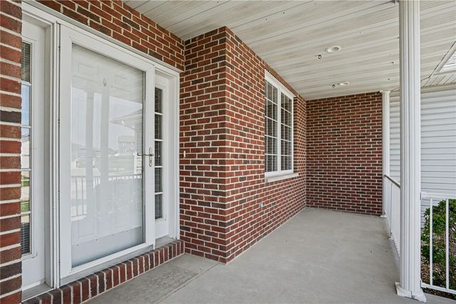 130 Bluff Drive, Fairfax, IA 52228