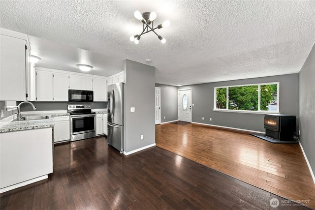 24418 Terrace Place, Black Diamond, WA 98010
