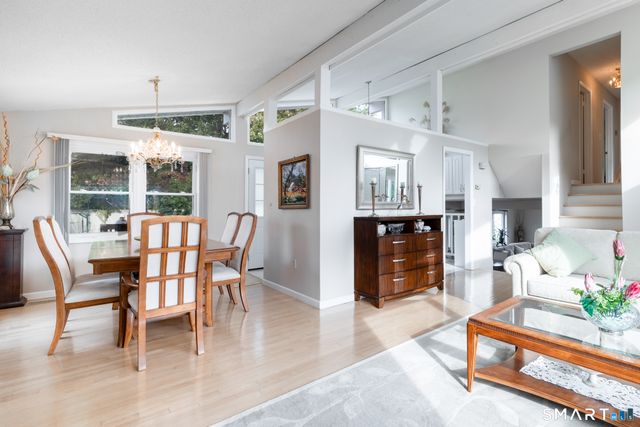 21 Fenbrook Road, Old Saybrook, CT 06475