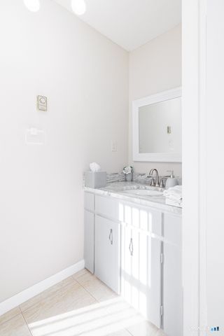 21 Fenbrook Road, Old Saybrook, CT 06475