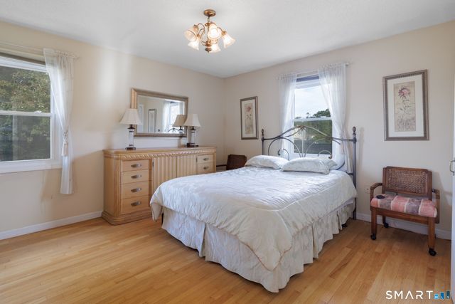 21 Fenbrook Road, Old Saybrook, CT 06475
