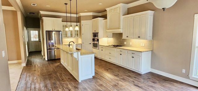 5814 Caspiana Lane, Bossier City, LA 71112