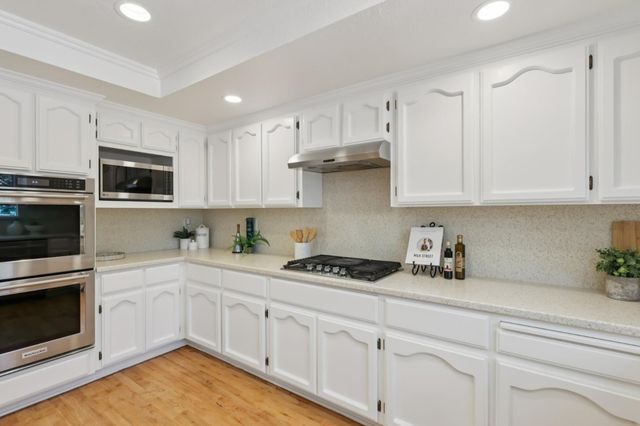 955 La Vista, Morgan Hill, CA 95037