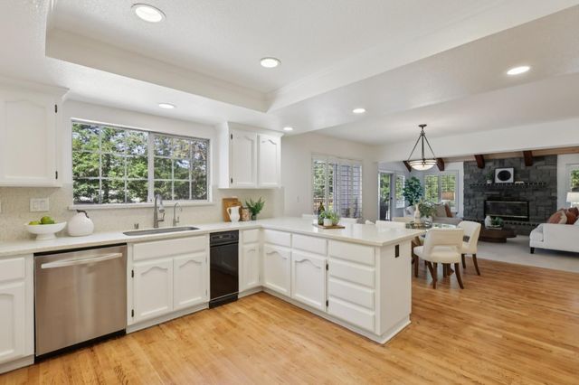 955 La Vista, Morgan Hill, CA 95037