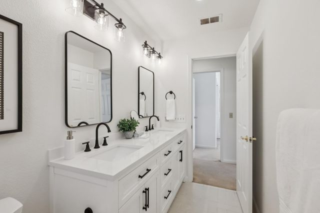 955 La Vista, Morgan Hill, CA 95037