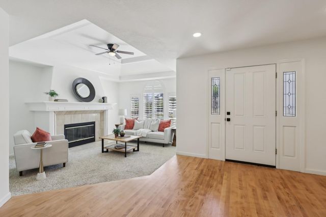 955 La Vista, Morgan Hill, CA 95037