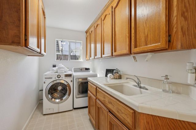 955 La Vista, Morgan Hill, CA 95037