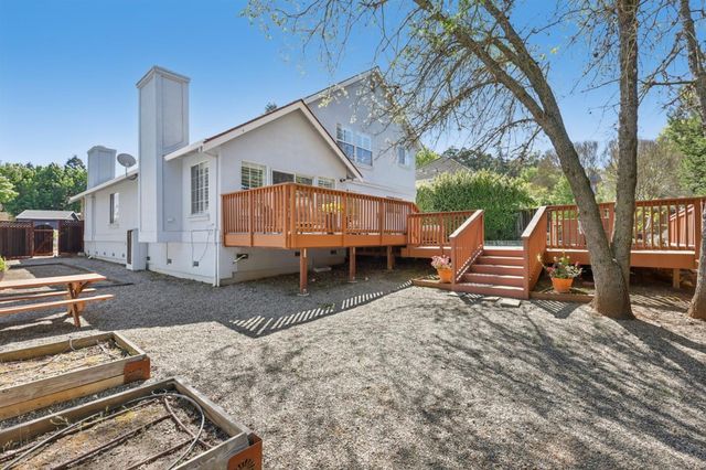 955 La Vista, Morgan Hill, CA 95037