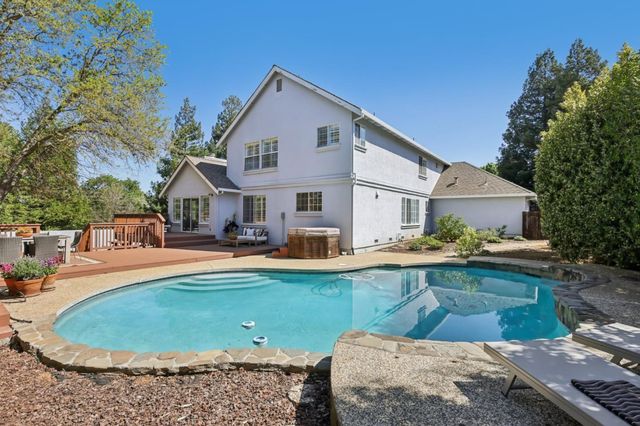 955 La Vista, Morgan Hill, CA 95037