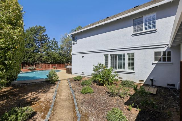 955 La Vista, Morgan Hill, CA 95037