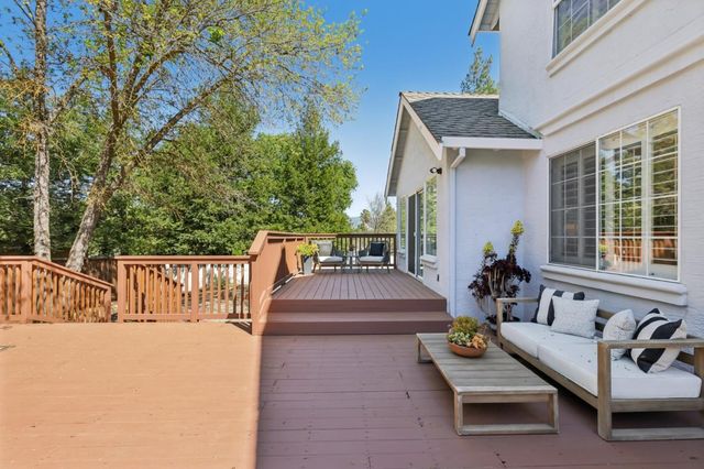 955 La Vista, Morgan Hill, CA 95037