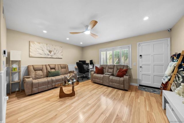 8145 Calle Fanita, Santee, CA 92071