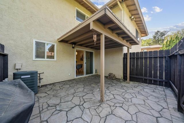 8145 Calle Fanita, Santee, CA 92071