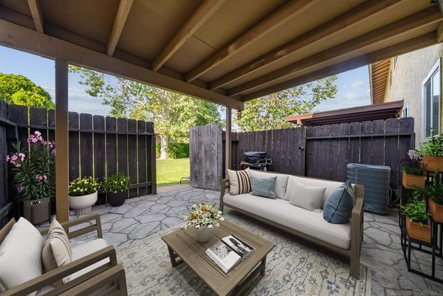 8145 Calle Fanita, Santee, CA 92071