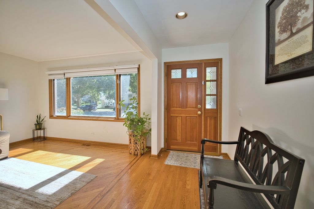 5316 Lee Street, Skokie, IL 60077 — photo 5