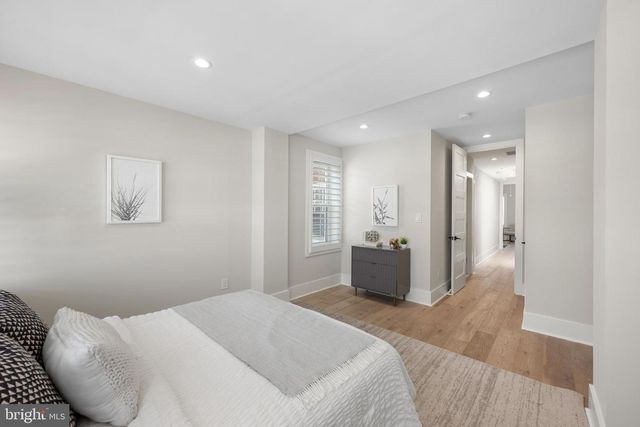 1421 MERIDIAN PL NW, Washington, DC 20010