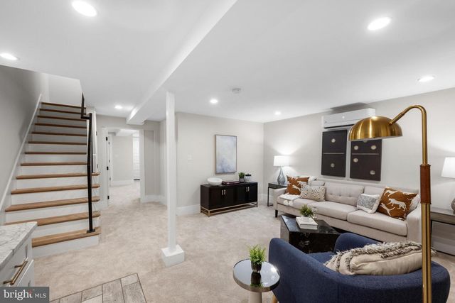 1421 MERIDIAN PL NW, Washington, DC 20010