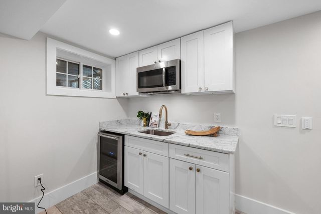 1421 MERIDIAN PL NW, Washington, DC 20010