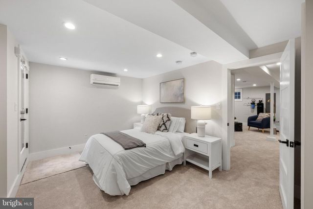 1421 MERIDIAN PL NW, Washington, DC 20010
