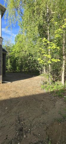 5850 Windrift Court, West Bloomfield, MI 48324