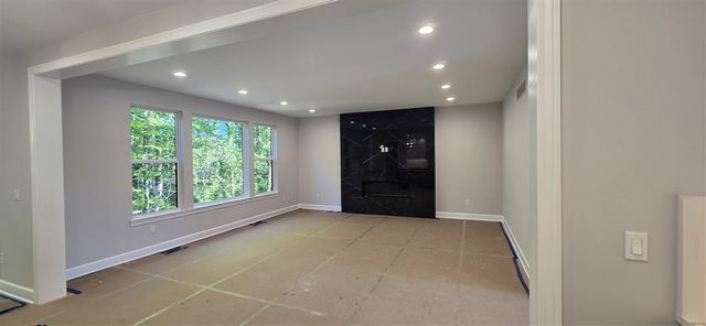 5850 Windrift Court, West Bloomfield, MI 48324
