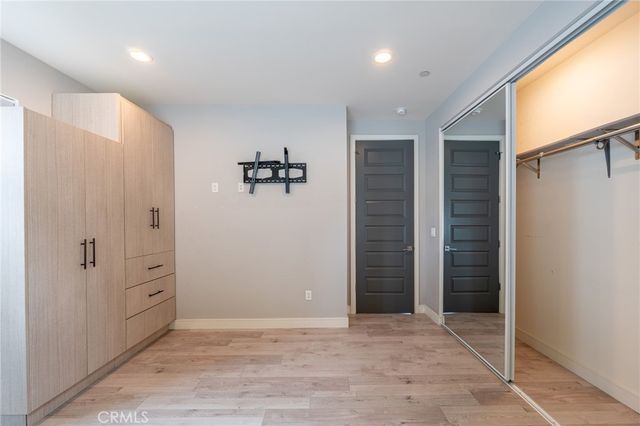 6938 Peach Avenue, Van Nuys, CA 91406