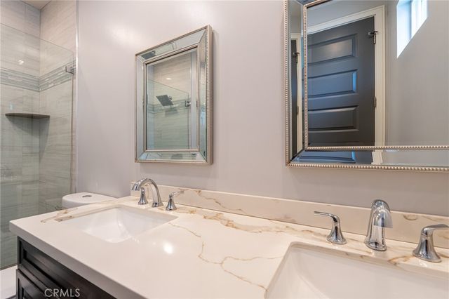 6938 Peach Avenue, Van Nuys, CA 91406