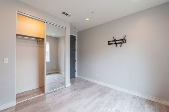 6938 Peach Avenue, Van Nuys, CA 91406