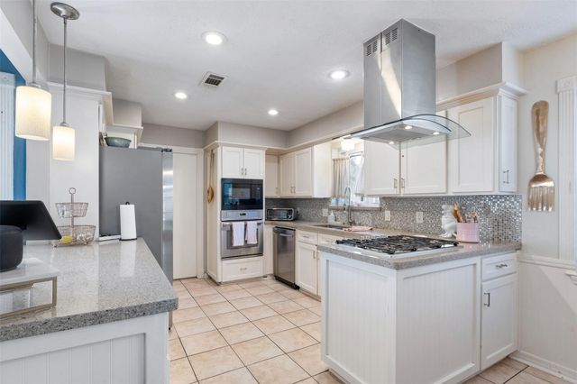 6115 Allentown Drive, Spring, TX 77389