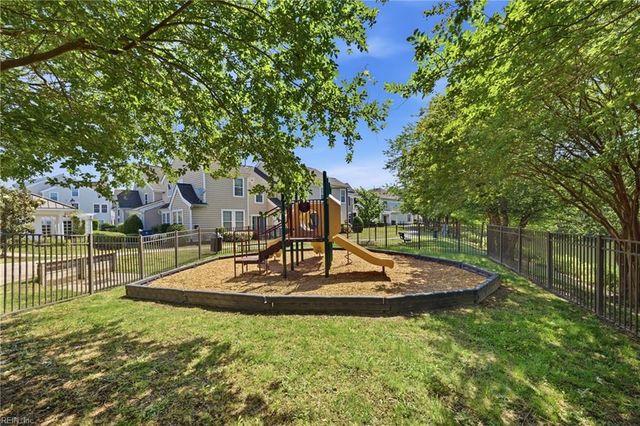 4162 Pritchard ST, Suffolk, VA 23435
